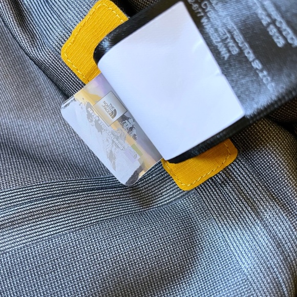 The North Face Men’s L5 DryVent Shell Ski Jacket In Summit Gold - Picture 7 of 7